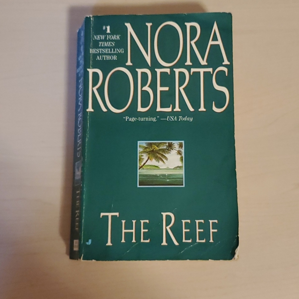 The Reef by Nora Roberts